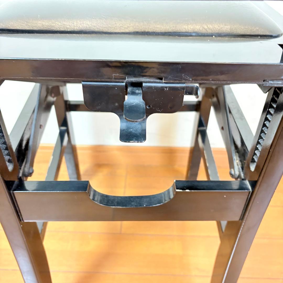 【動作良好・背もたれクッション付き】トムソン椅子 半艶塗装 アップライトピアノ