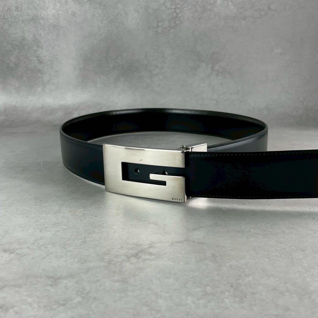 未使用級 GUCCI ベルト リバーシブル レザー スクエアGバックル シルバー