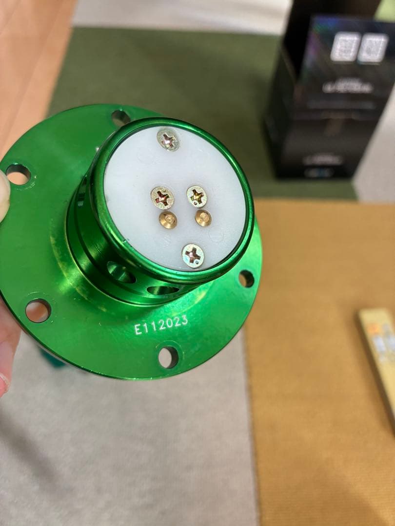 NRG Innovations製クイックリリース