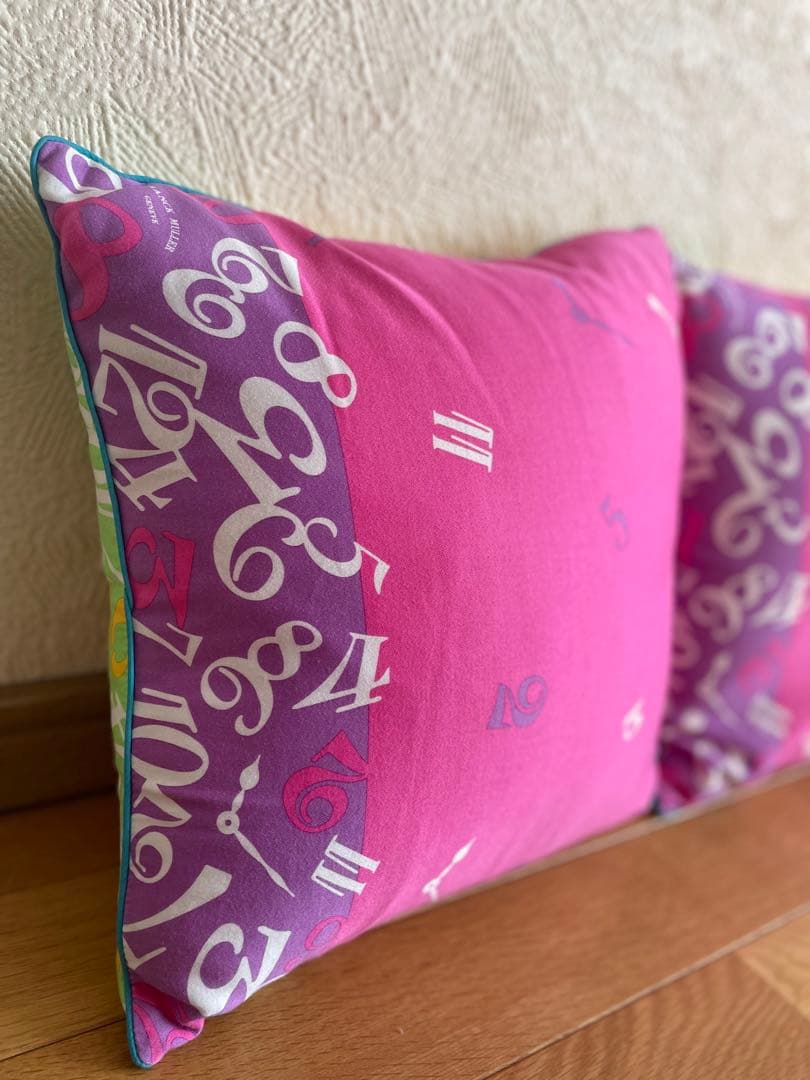 FRANCK MULLERクッション