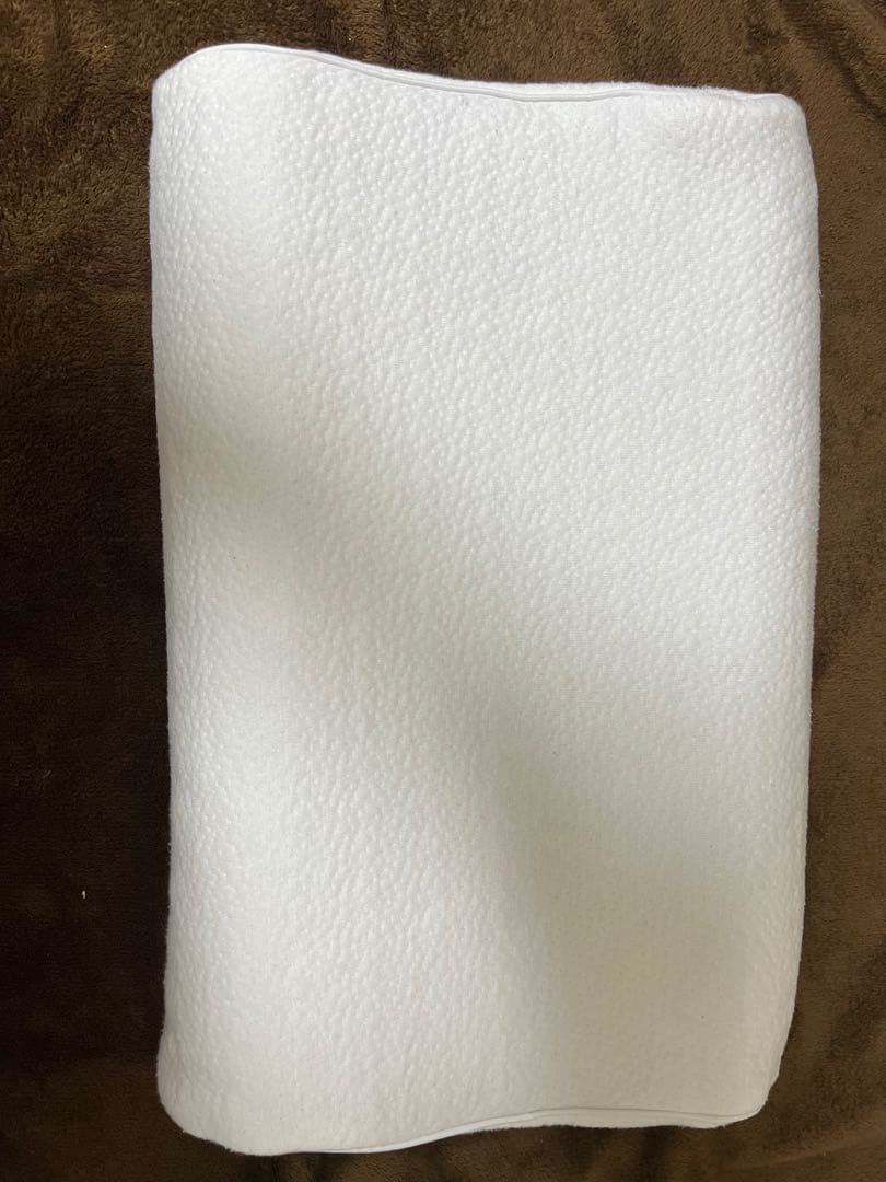 ヒツジのいらない枕　 三角形メッシュ枕