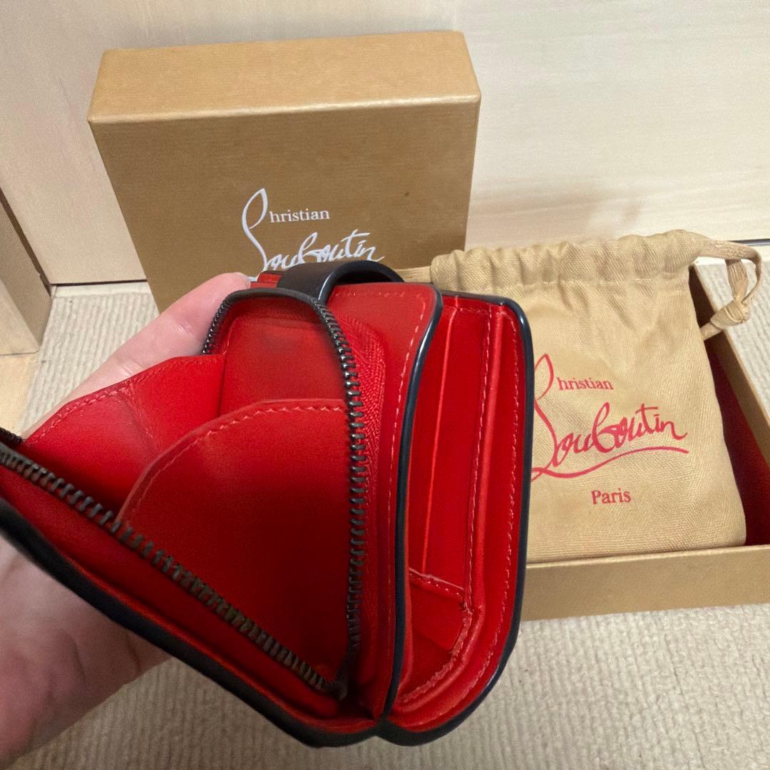 正規品/Christian Louboutin 二つ折り財布 ブラック
