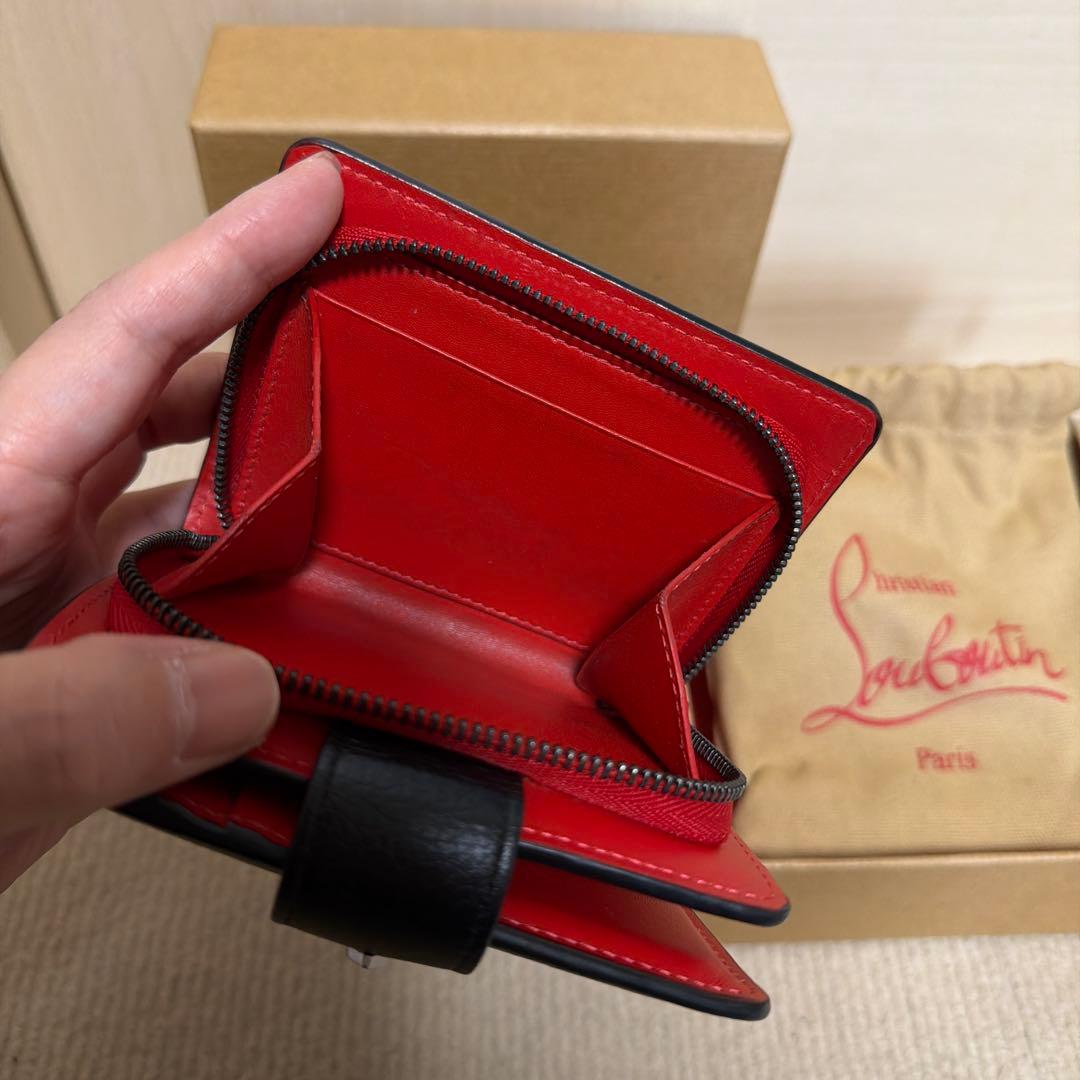 正規品/Christian Louboutin 二つ折り財布 ブラック