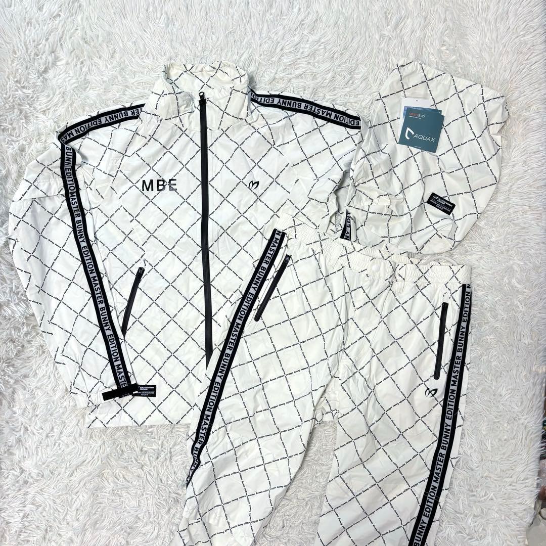 最新作 マスターバニーエディション セットアップ レインウェア ホワイト 総柄