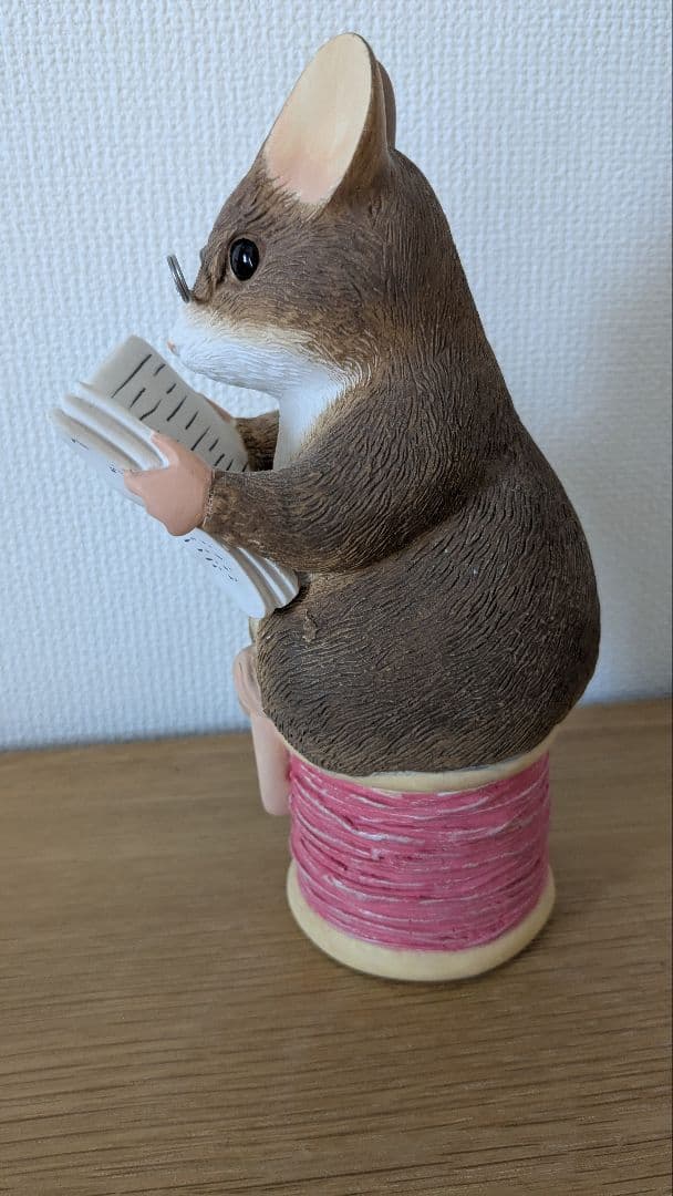 ピーターラビット 指ぬき仕立て屋ねずみ 置物