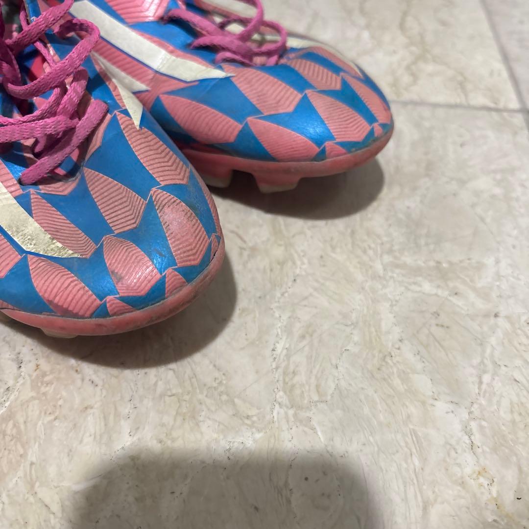アディゼロ F50 25cm