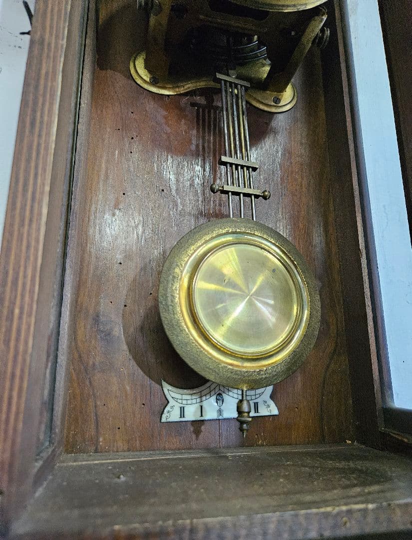 フランスアンティーク 木製の柱時計 琺瑯文字盤 壁掛け 振り子 ウォールクロック