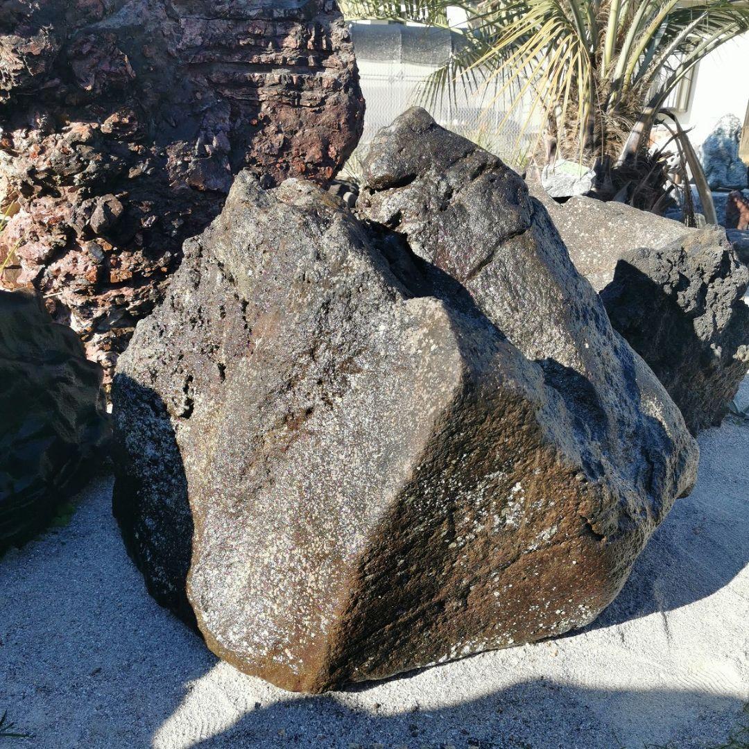 鳥海石　408キロ　庭石　石　鑑賞石　庭　坪庭　ガーデニング　置物　オブジェ