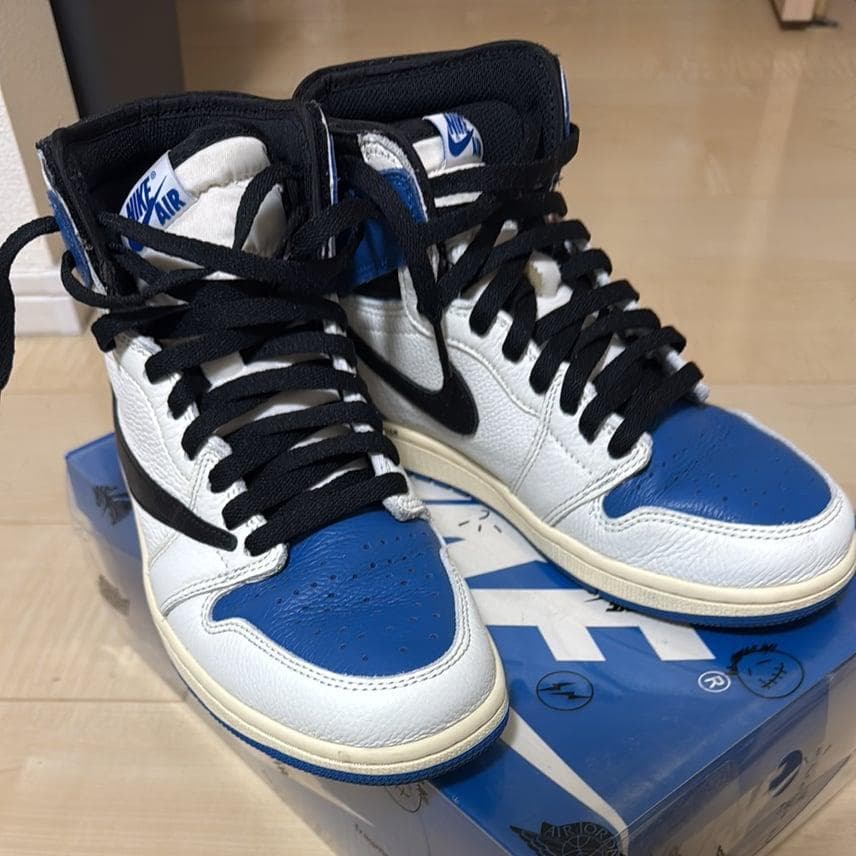 靴 Travis Scott Fragment AJ1 27.5