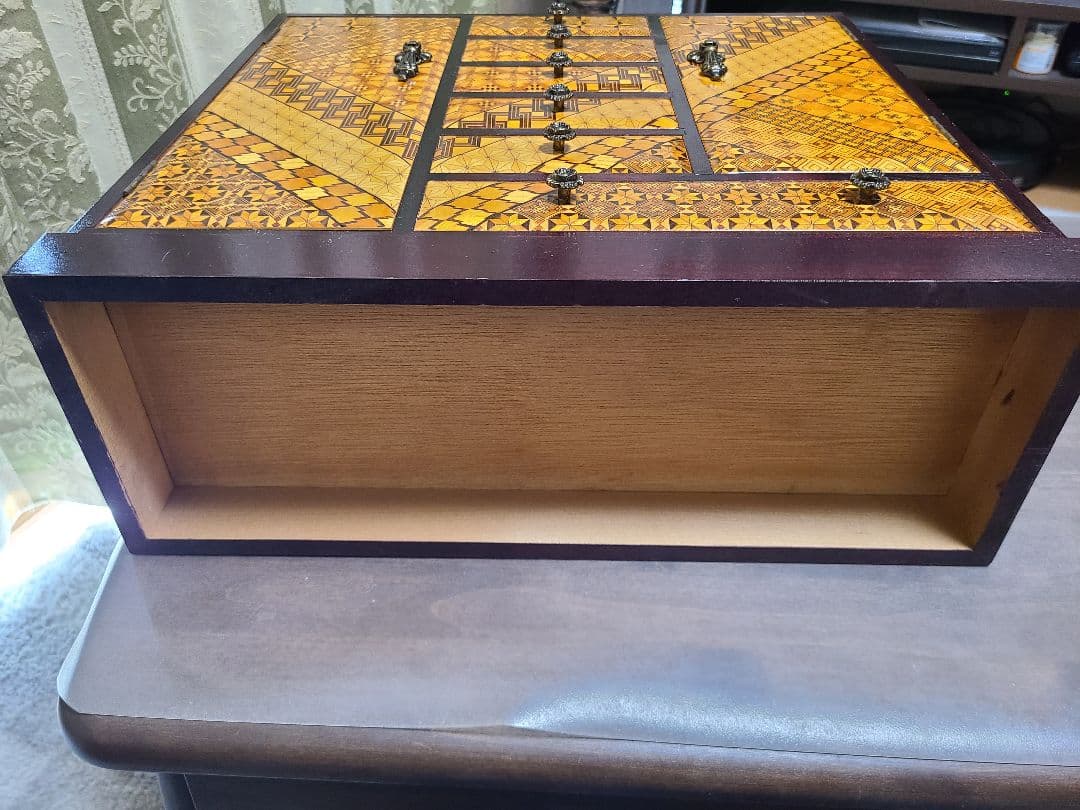 寄木細工　レトロなアクセサリー小物入れ　ミニタンス　特大寄木細工の鏡付き整理箪笥