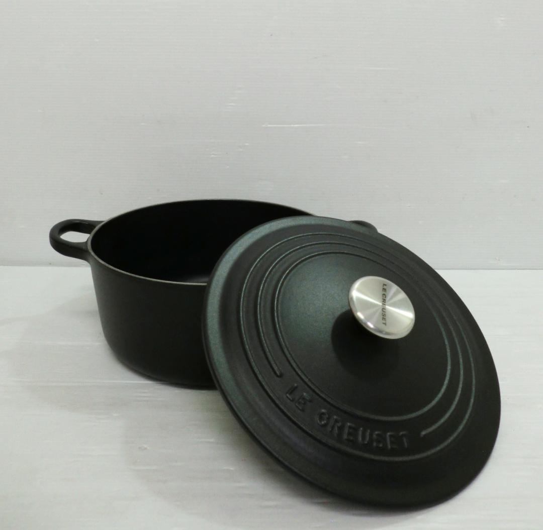 LE CREUSET シグニチャー ココット・ロンド 22cm マットブラック