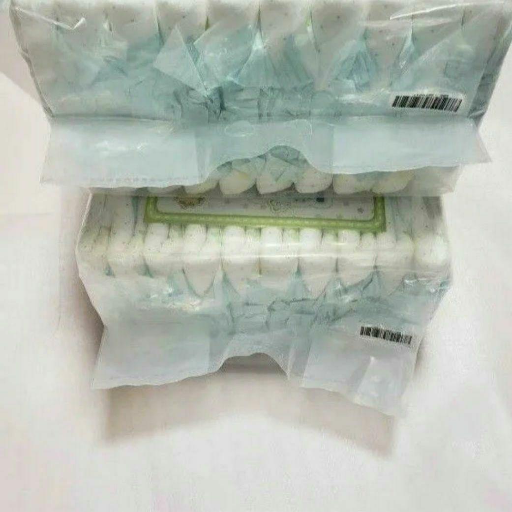 お値下げ♪3袋　 niverse リトルキングズ　　紙おむつ