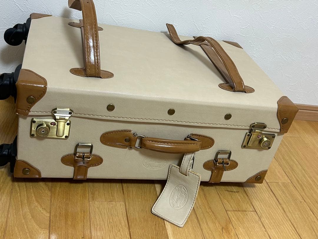 ユーラシアトランク　キャリーケース