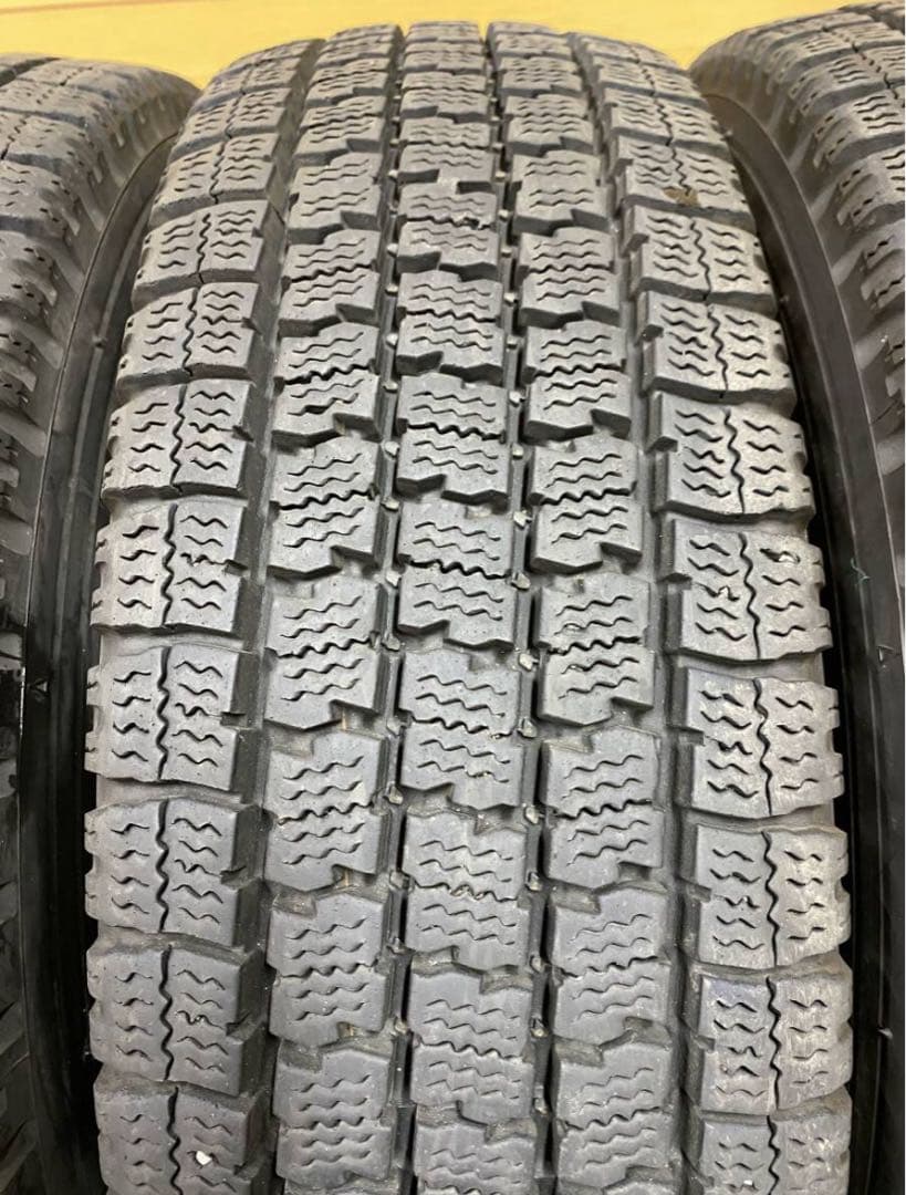 195/75R15・ハイエース用スタッドレス4本セット・2本ずつ購入195/80