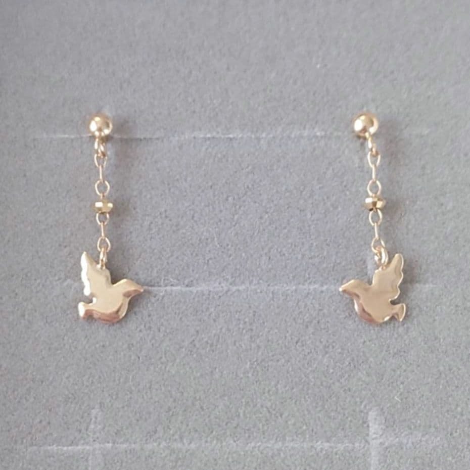 未使用　ツツミ　小鳥　ピアス　K10　イエローゴールド