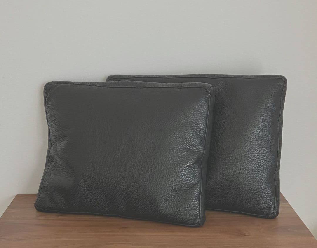 レザークッション 本革 2個セット 大塚家具 IDC 黒