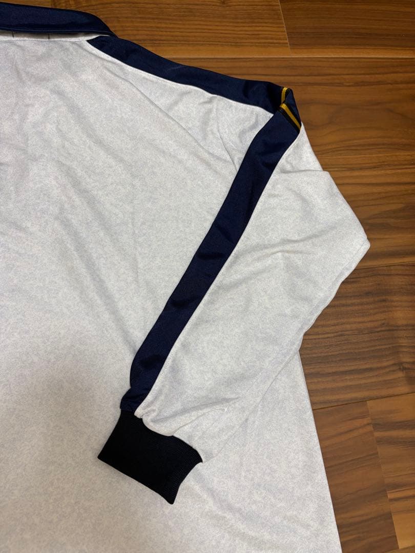 【美品】アシックス バレーボール公式レフェリーウェア (長袖/Lサイズ)