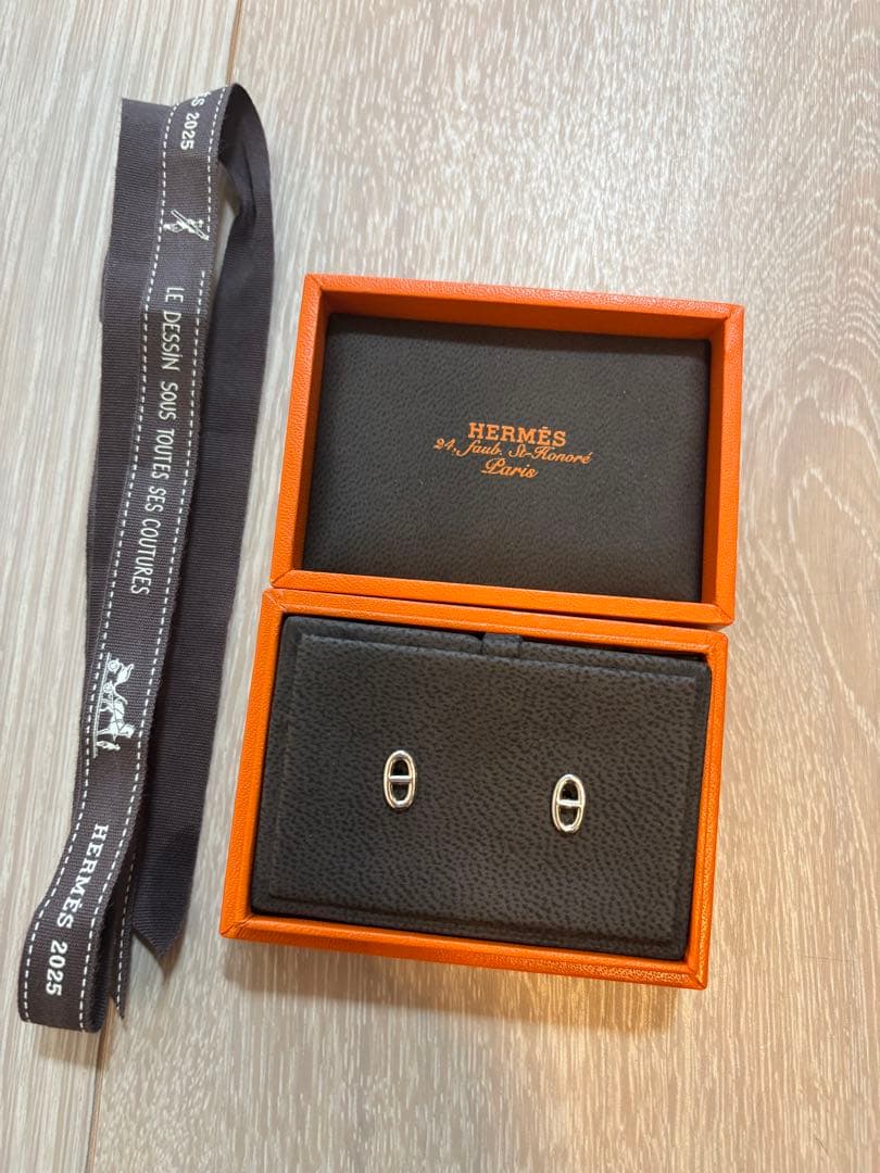 HERMESファランドール シェーヌダンクルピアス