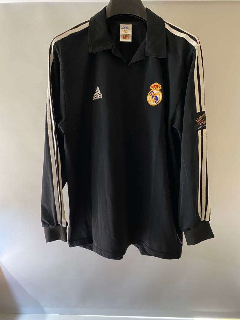 レアル・マドリード adidas 長袖シャツ＆ショーツ セット