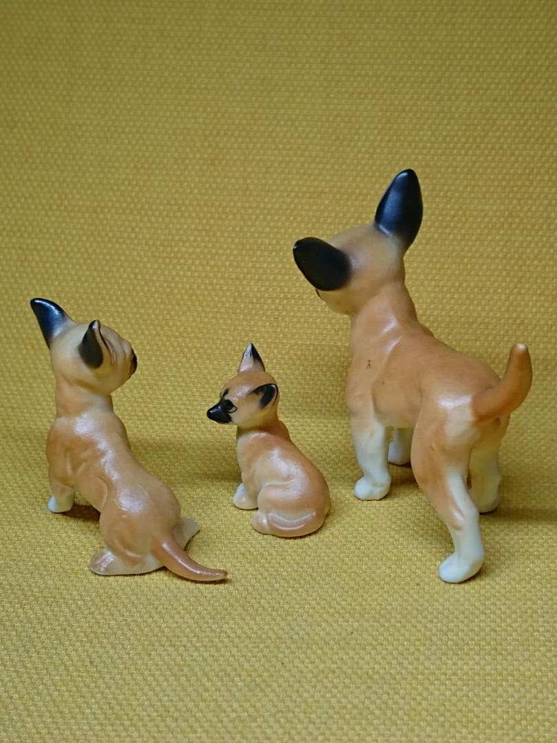 イヌ　犬　チワワ　陶器　オブジェ　置物　インテリア　工芸品　美術品　A2791