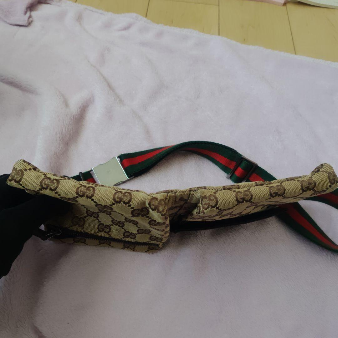 美品　Gucci GGパターン ボディバッグ