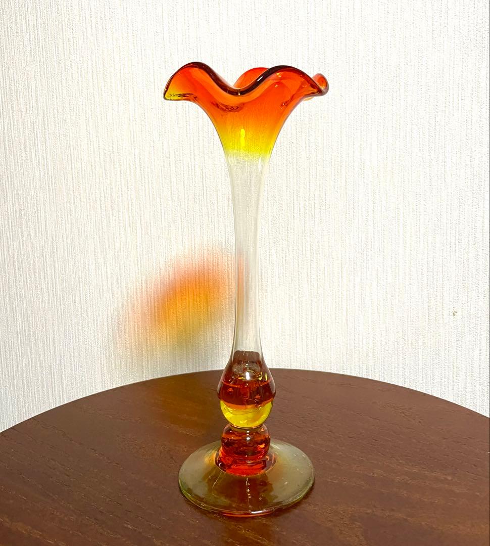 アンティーク ウランガラス 花瓶 フラワーベース 花器 花入れ 一輪挿し 置物