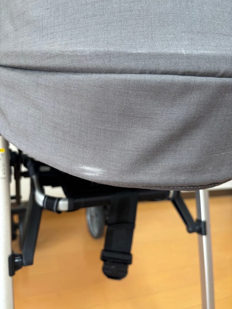 土日限定値下げ⭐︎クリーニング済☆美品☆コンビ　アンブレッタ4キャスエッグショック