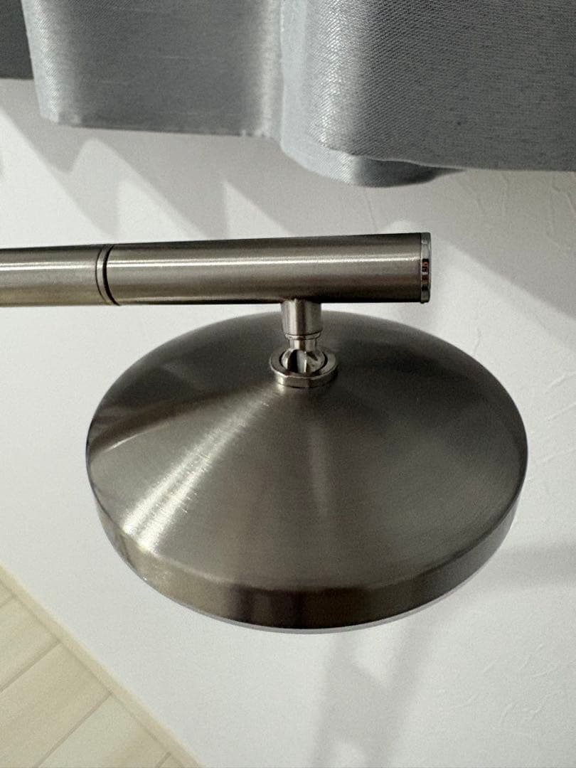 ISJAKT イスヤクト