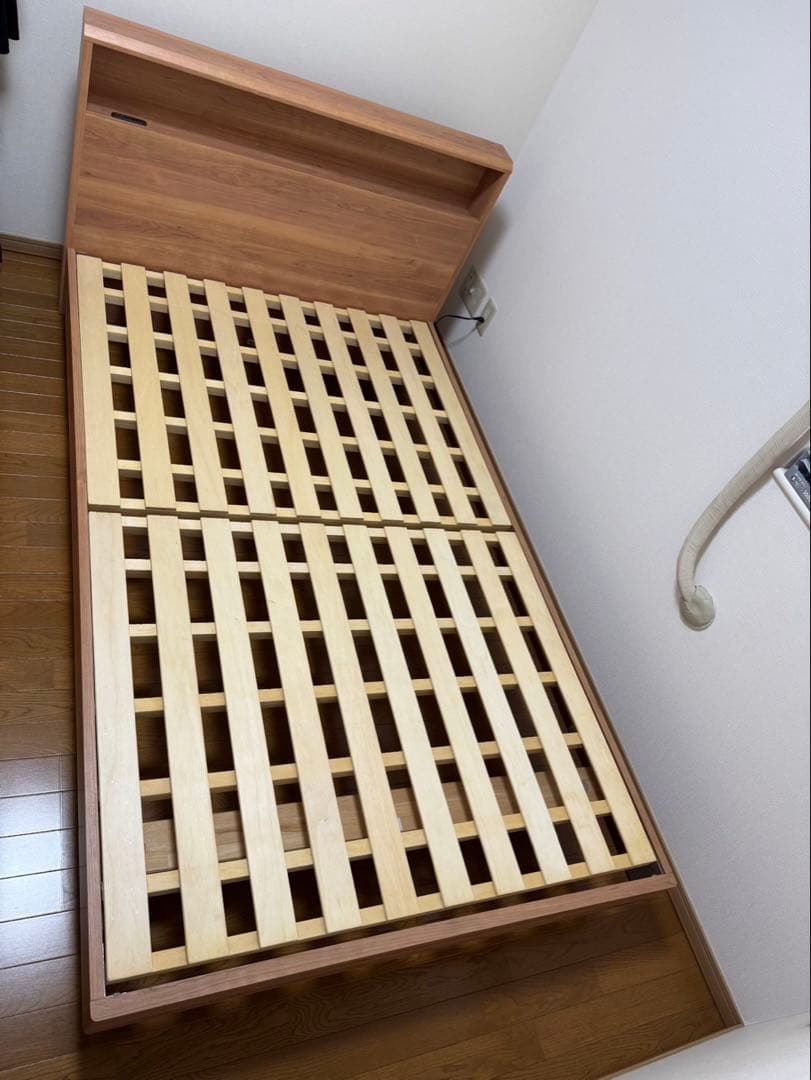 フランスベッド　セミダブルベッドフレーム 照明付き