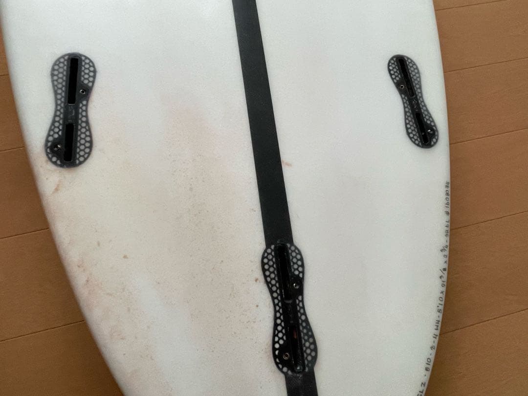 ファイヤーワイヤーGLAZER LFTフィン付き5.10 ボリューム38.6Ｌ