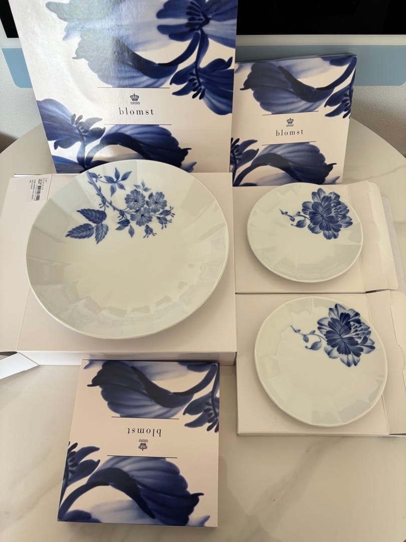   blomst 食器3枚セット