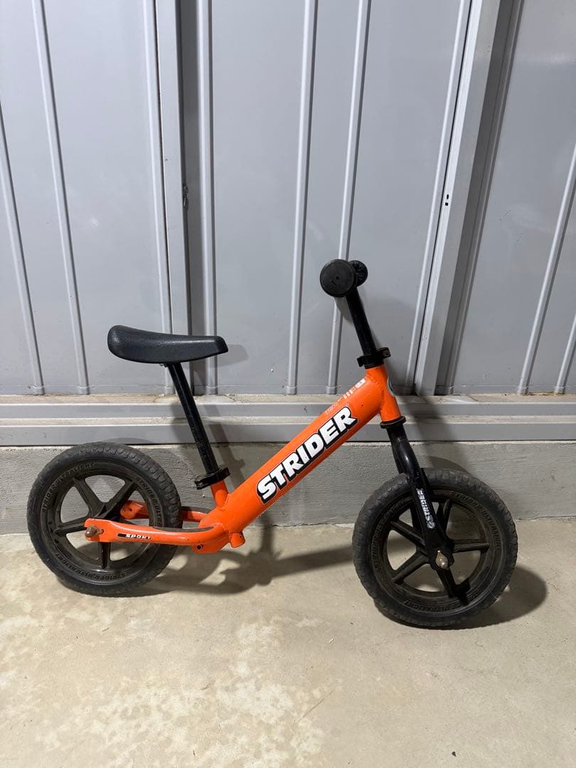 STRIDER バランスバイク 12インチ オレンジ
