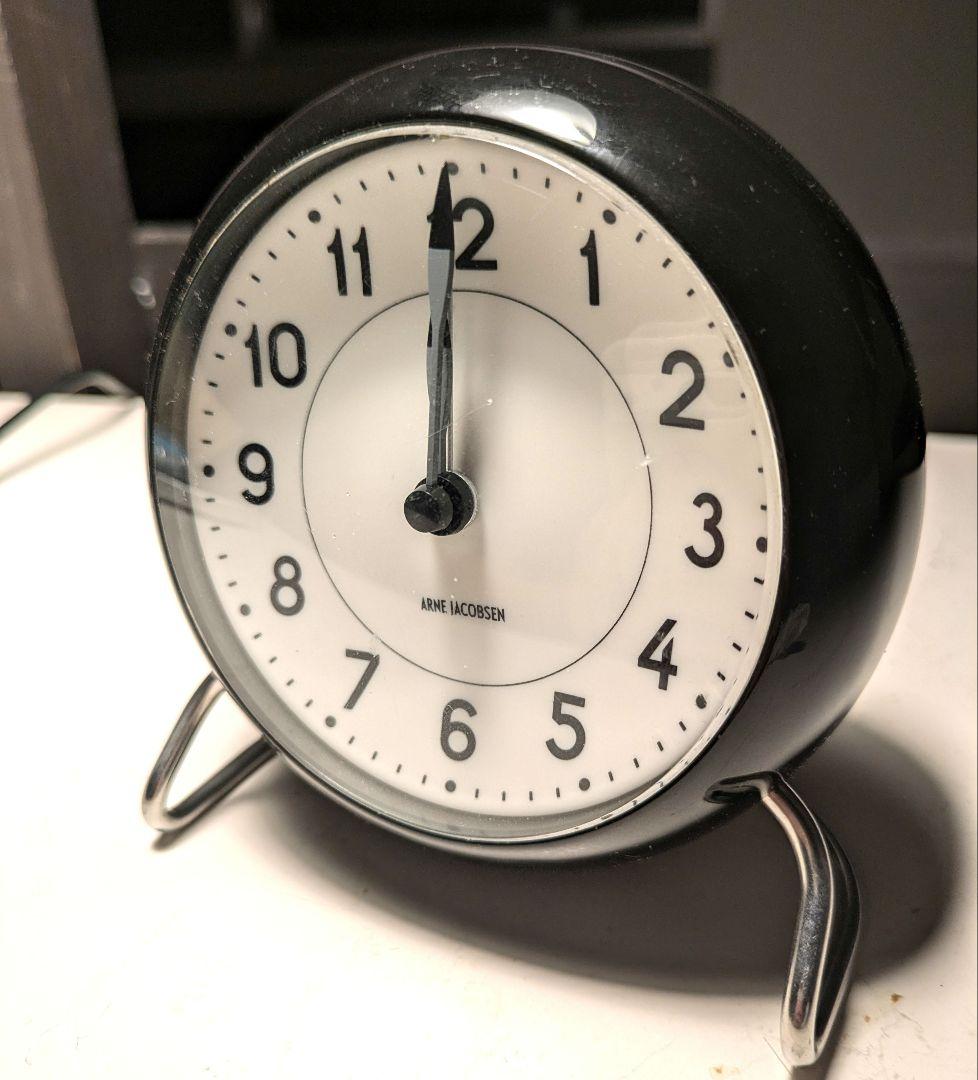アルネ・ヤコブセン ブラック 置時計