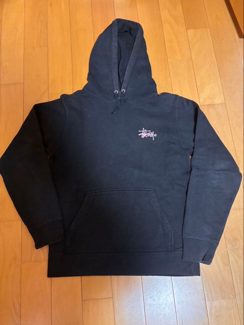Stüssy ブラック パーカー Sサイズ
