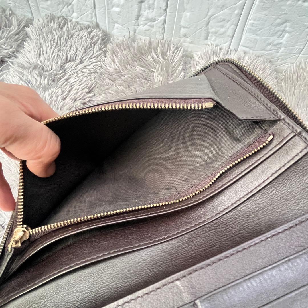 GUCCI✨大きめ長財布　オーガナイザー　ラウンドファスナー　シマ　ブラウン