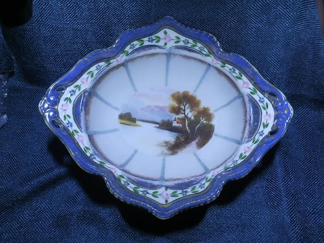 オールドノリタケ　皿　湖水風景　夕暮れ時　21x25x7 cm 　１９１０年