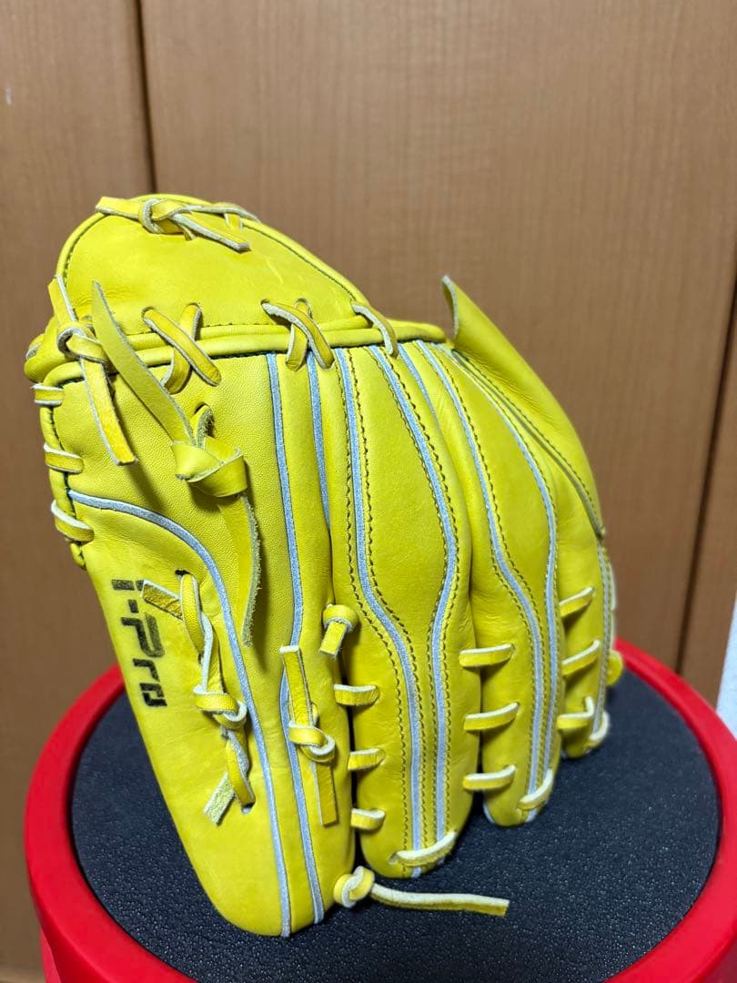 アシックス　ゴールドステージ硬式左投投手用グラブ