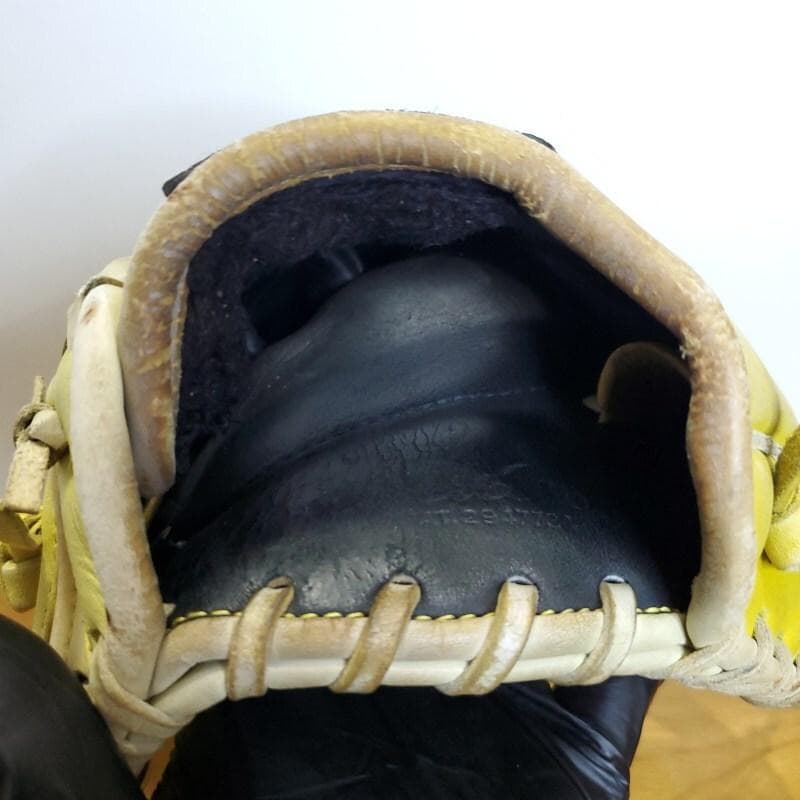 ミズノ 限定モデル チャージ Ｍマークラベル 即戦力 外野用 軟式グローブ