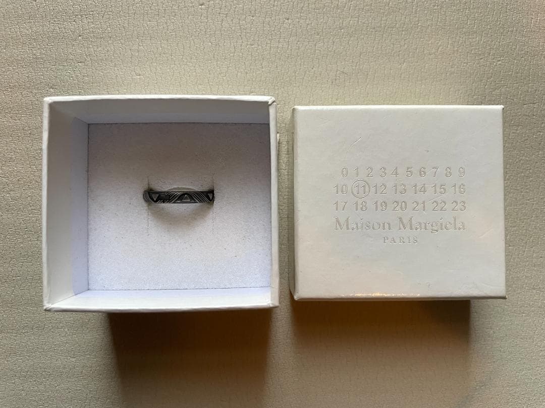Maison Margiela メゾンマルジェラ アンティーク加工ピアス 片耳