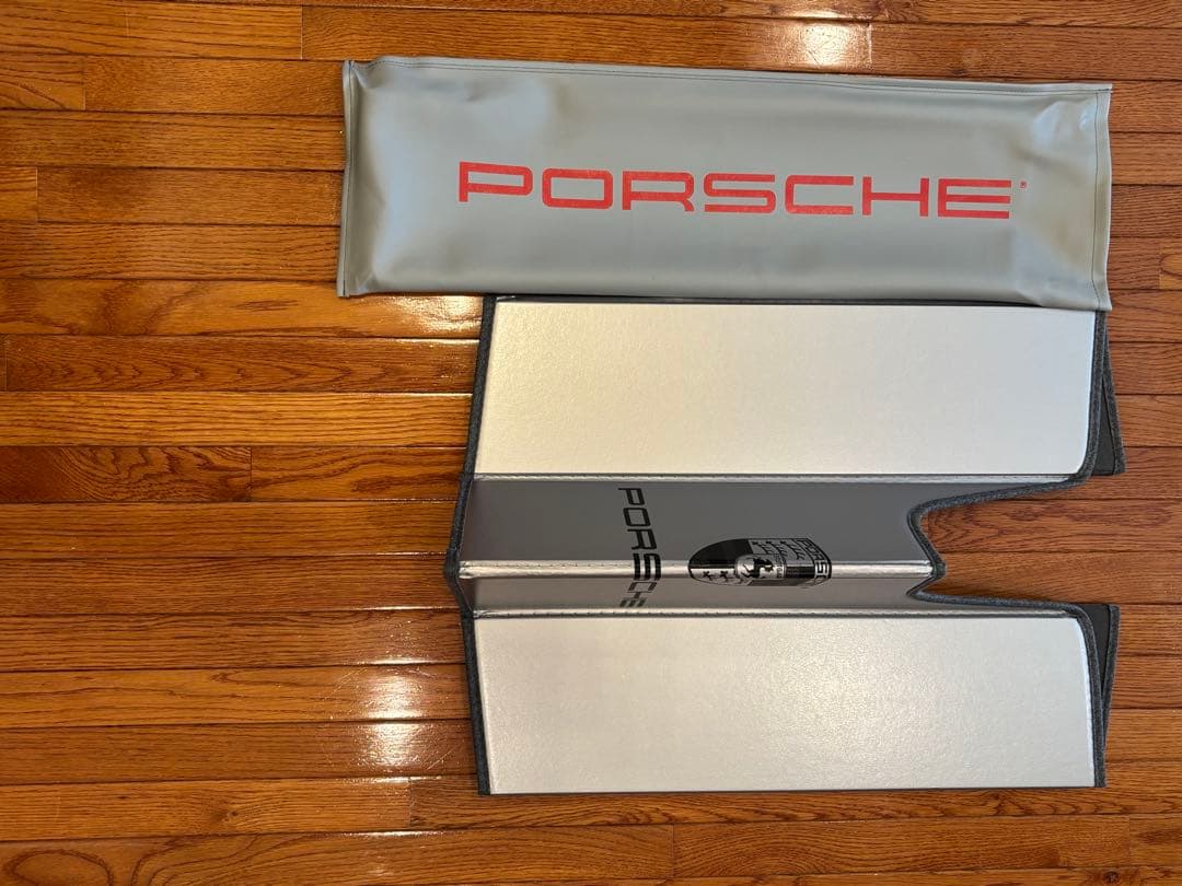 Porsche サンシェード ロゴ入り シルバー