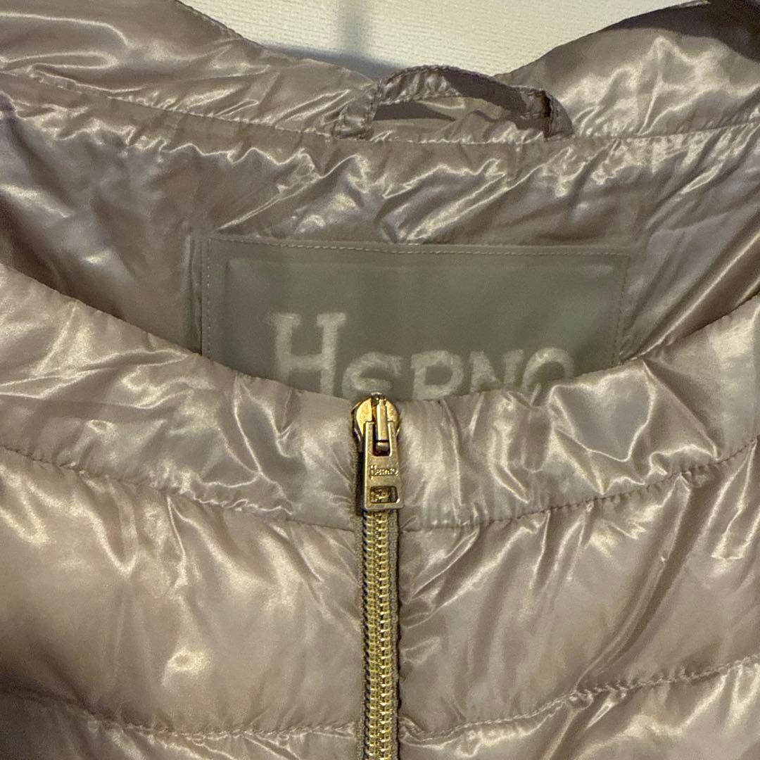 ヘルノ　ダウンベスト