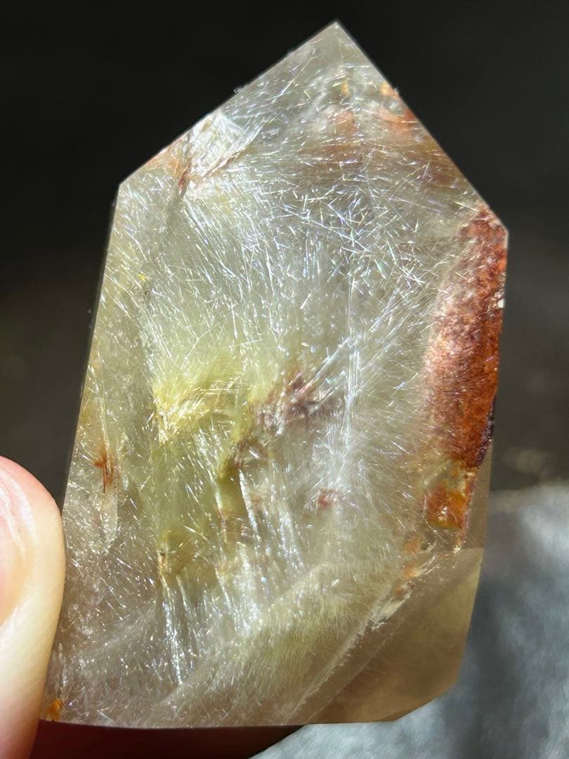 ☆別格高級品！エンジェルヘア　ガーデン　ルチル 原石　六角柱　福財龍王秘宝①