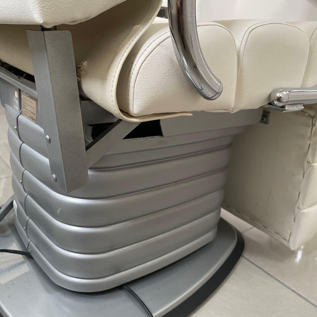 理美容電動チェアー