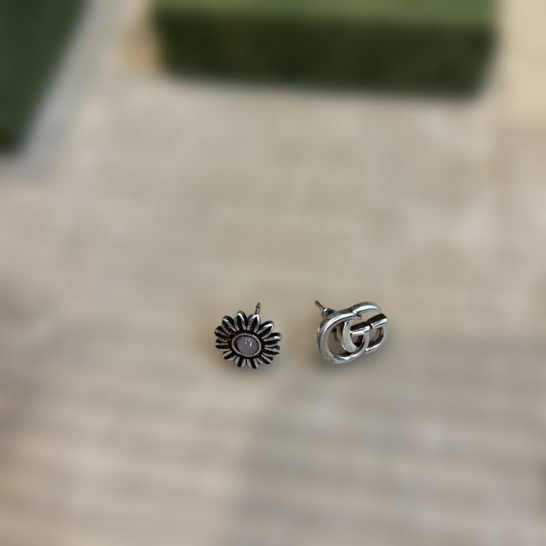 GUCCIシルバー調 花 リング ピアス(両耳用)