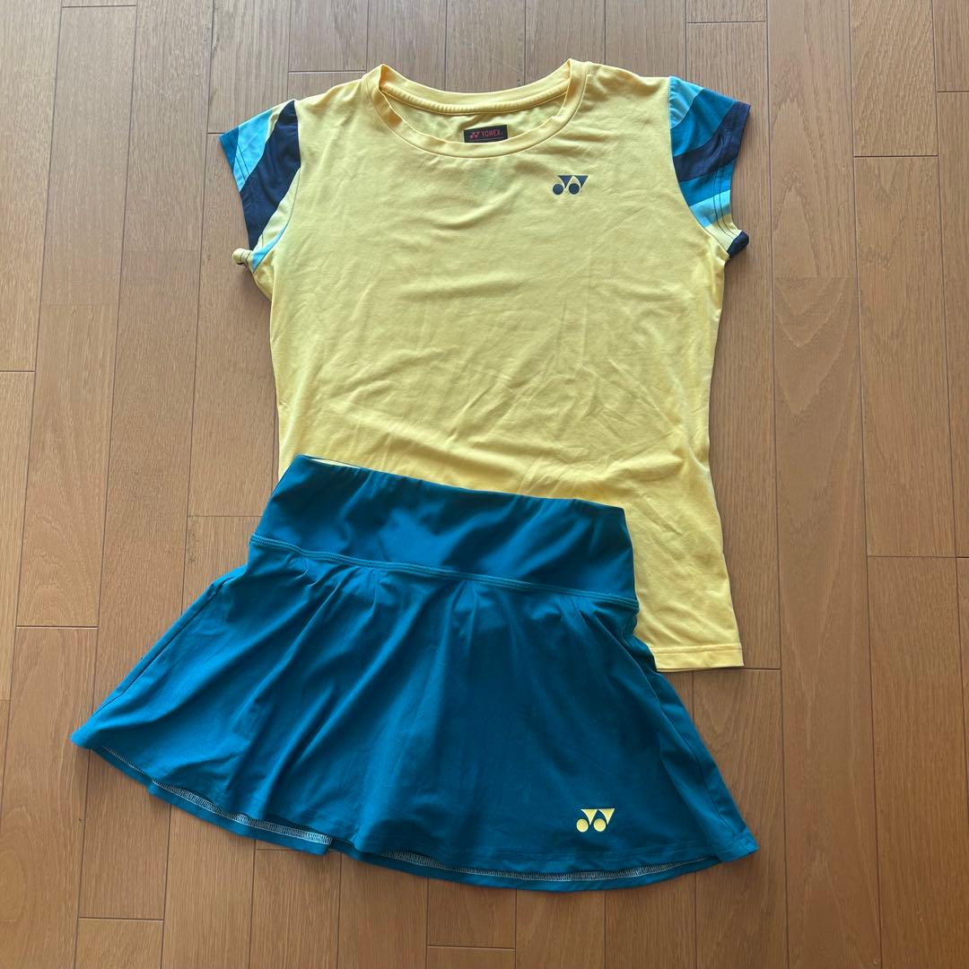 ヨネックス　レディーステニスウェア上下セット