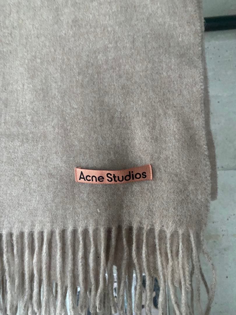 acnestudios マフラー