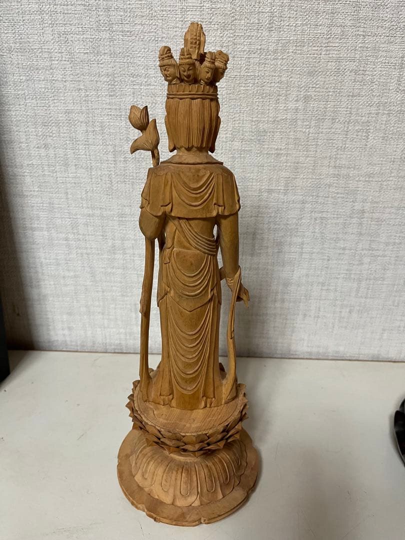 X*n様 【骨董品】香木　木製仏像 約34cm 花型台座サービス　現品限り