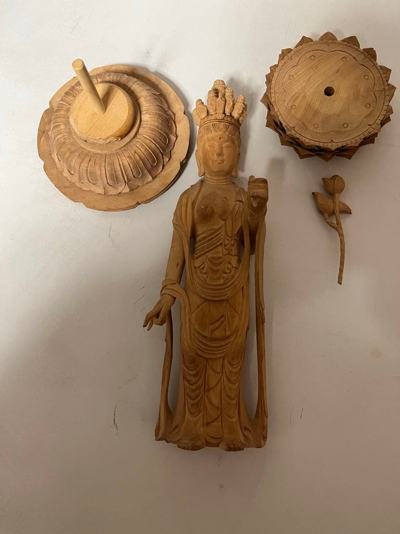 X*n様 【骨董品】香木　木製仏像 約34cm 花型台座サービス　現品限り