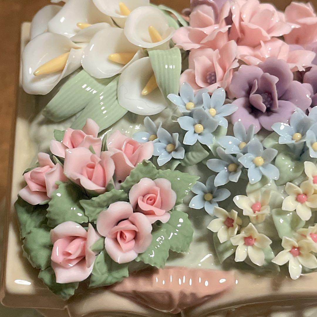 LLADRO リヤドロ　6521 可愛いお花屋さん