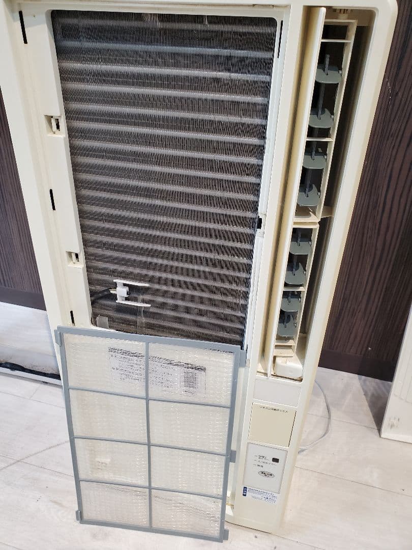 窓用エアコン 小泉成器　2014年製
